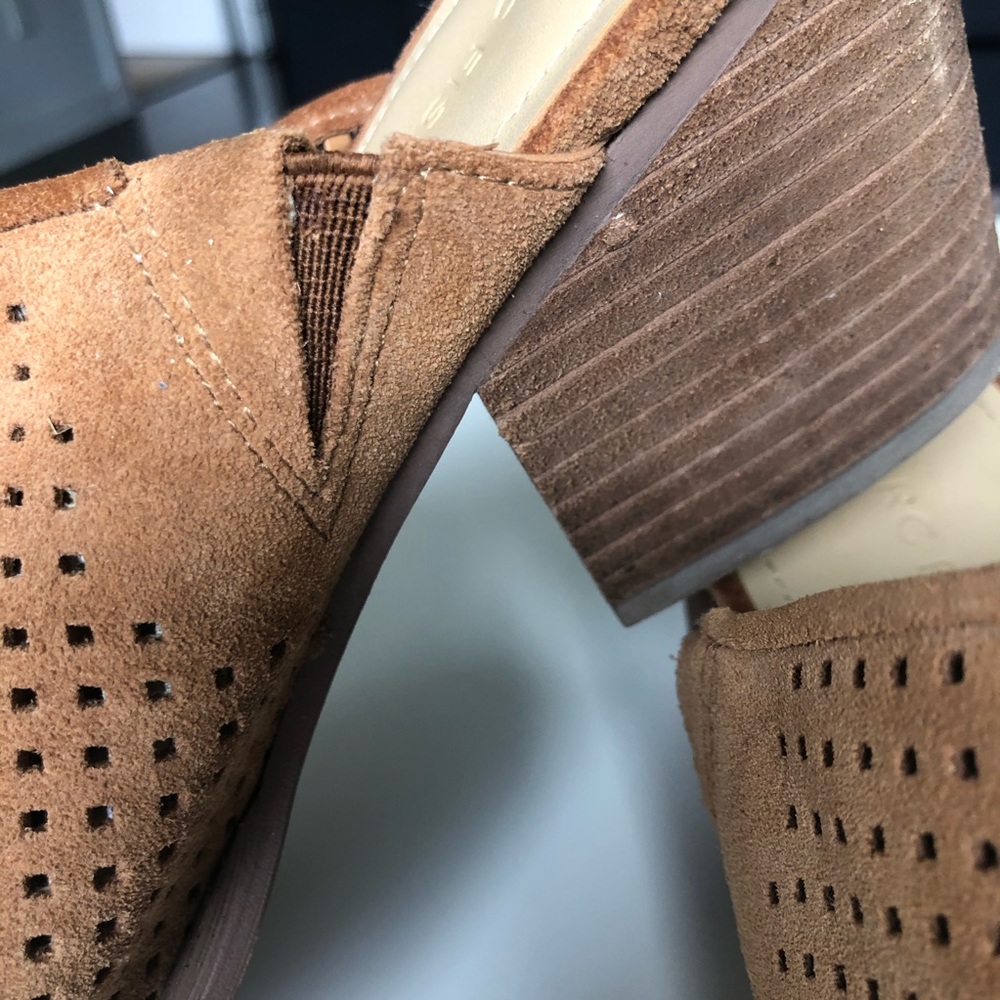 Marc Fisher Ripley Mules - Picture 4 of 4